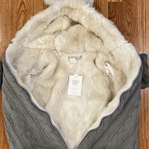 Restoration Hardware Grey/Faux Arctic Fox Bunting (0-6 Months) - Picture 3 of 5